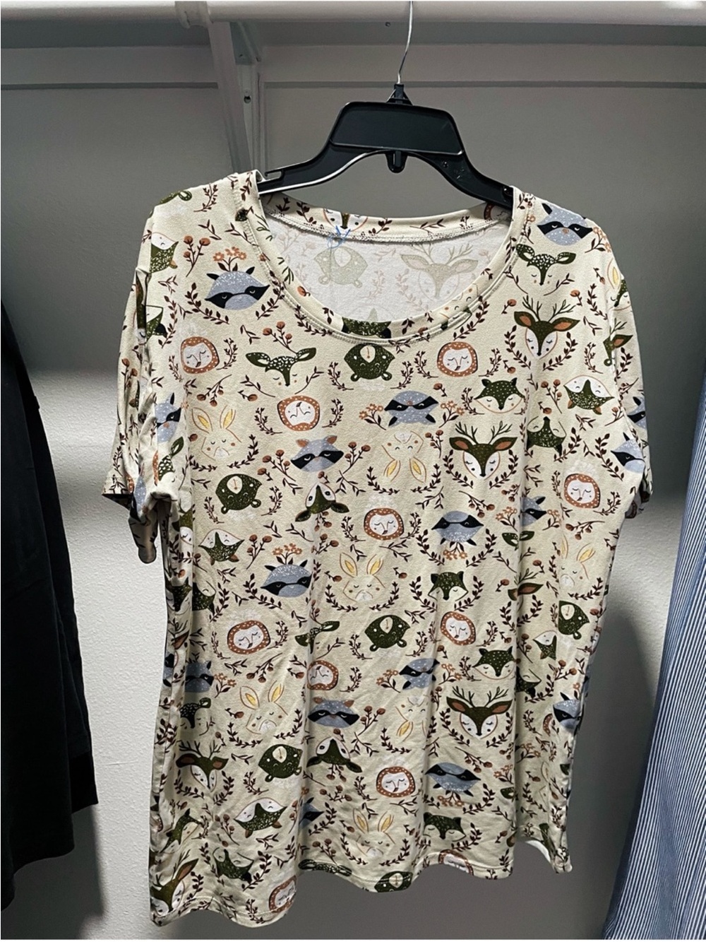 Women’s Short Sleeve forest woodland Animal Print Tee shirt